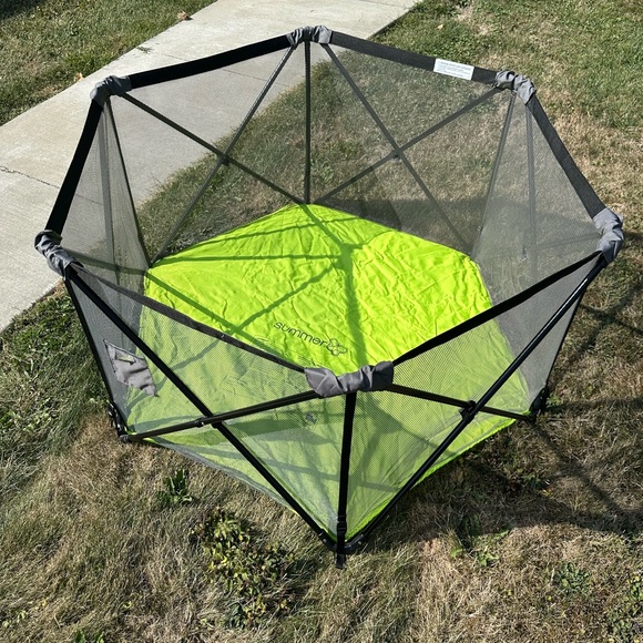 Summer Pop n’ Play - Picture 1 of 4